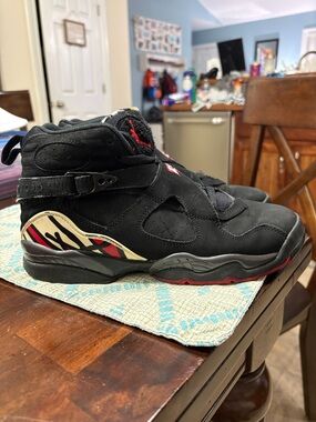 Nike Air Jordan 8 Retro Sneakers (7youth)